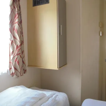 Coastfields Vacation II 8 Berth, With Blow Heaters Free Wifi Инголдмелс Экстерьер фото